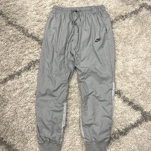 Nike Windbreaker Joggers